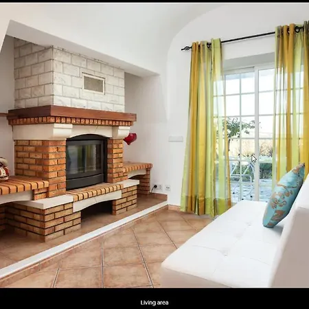 Blife Moustachya Private Homestay szállás